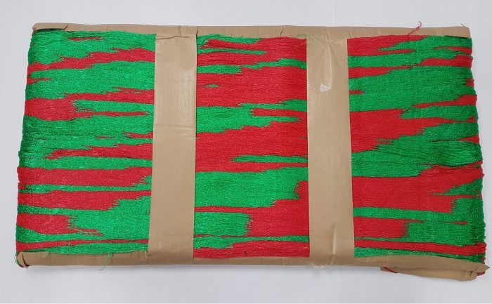 18 Knitted Netting – Colour – Red and Green